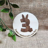 Plaque ronde en bois Lapiversaire 🎂 -  Chiffre oreilles de lapin + Gravure personnalisée